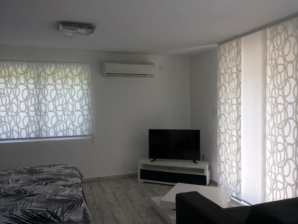 Apartment Azulmburgo Vrnjacka Banja Exterior photo